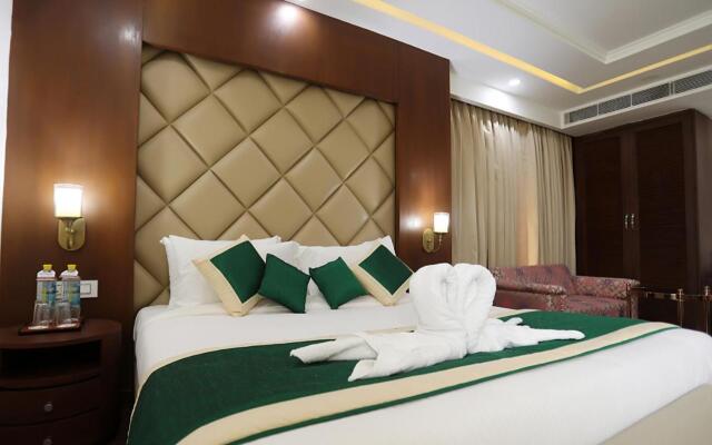 Hotel Gms Grand