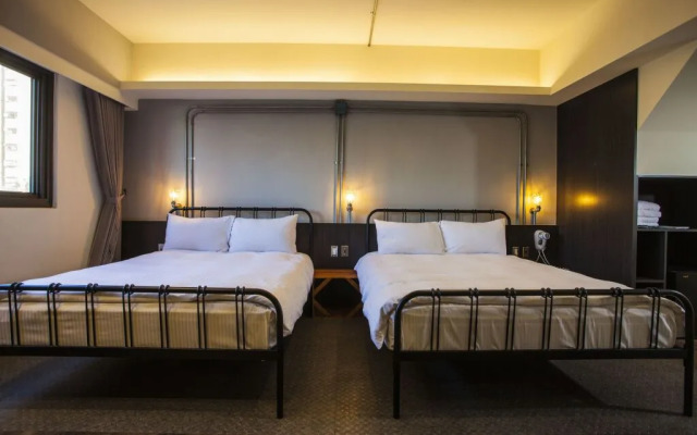 Taichung Loft Hostel - Yizhong