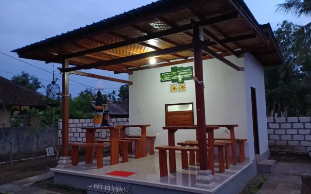 Santhi Guna Bungalow