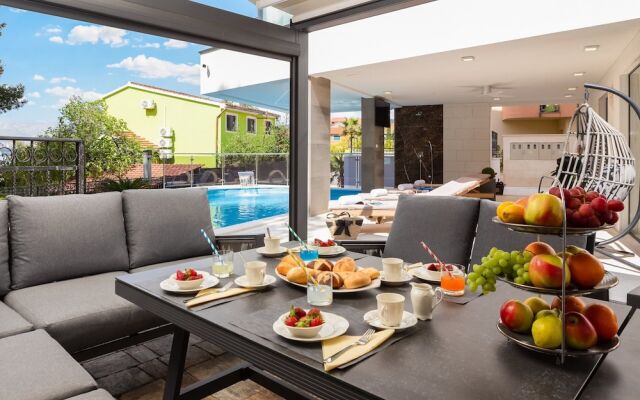 Beach Villa Valentina