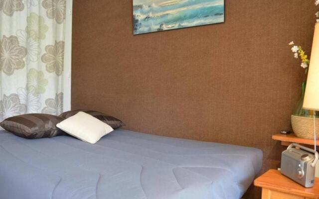 Appartement Bormes-les-Mimosas, 1 pièce, 4 personnes - FR-1-251-320