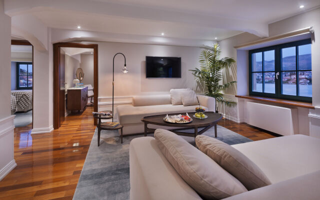 Hotel Brown Beach House & Spa