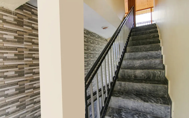 FabHotel Mahadev Cottage