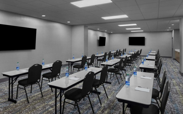 Hampton Inn Cleveland-Downtown