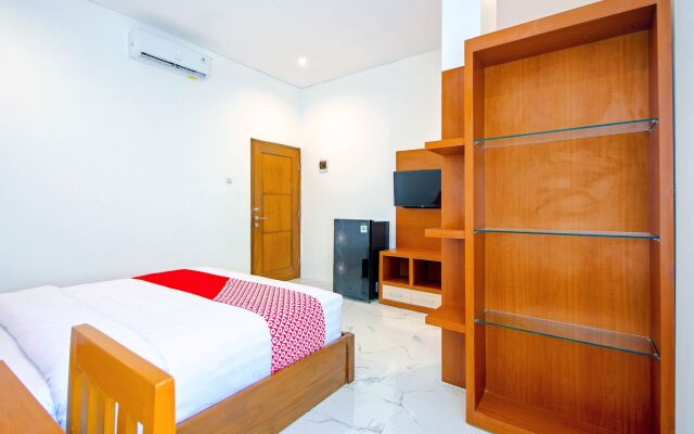 Super OYO 1319 88 Exclusive Guesthouse