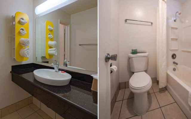 OYO Hotel St. Helens, OR