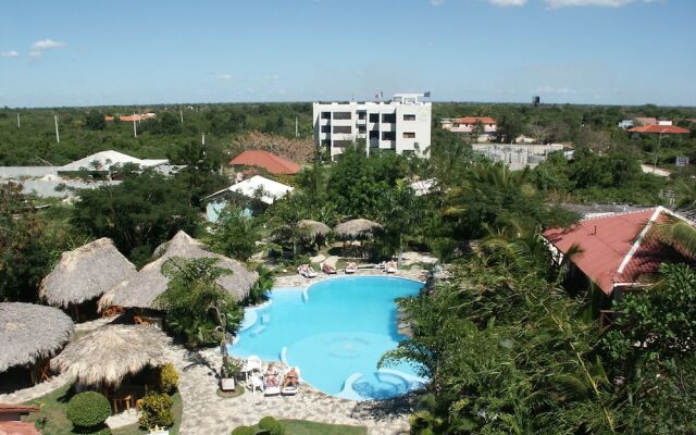 Plaza Real Resort