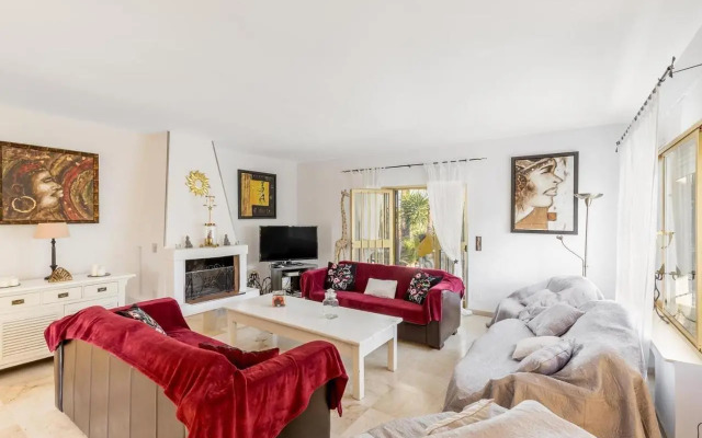 Holiday villa for rent in Marbella