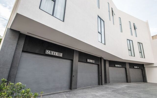 Heat Suites - Adults Only