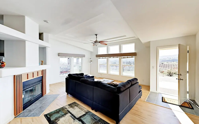 Wine Enthusiast Escape - 3 Br Home