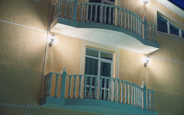Atrium Lux
