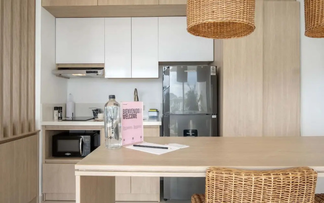 w Majestic Loft w Ocean View in Crespo