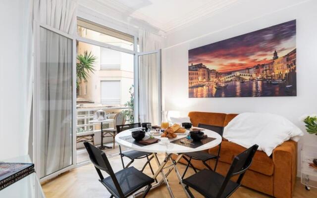 Promenade, 2pièces chic et clim avec terrasse