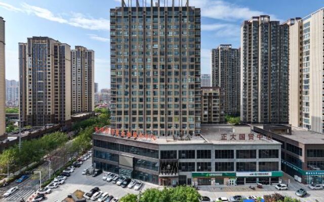 Fei Fan · Century Hotel (Jiaozuo University of Technology)