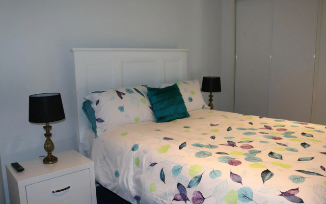 130 At The Waves – Guest Rooms – Cowes