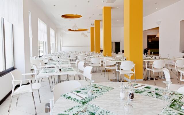 db Seabank Resort and Spa
