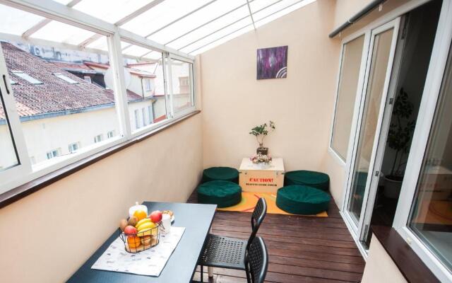 V 12 -Terrace + 3 rooms apartment Vilnius Old Town