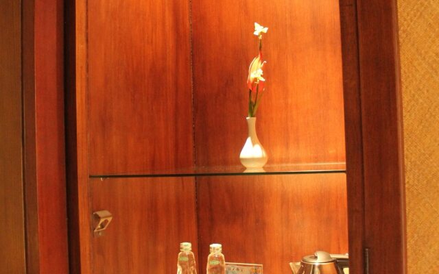 Laras Asri Resort and SPA