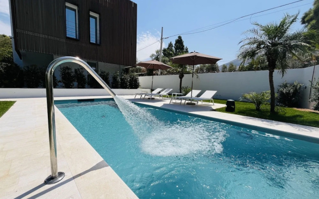 Marina Boutique Rooms