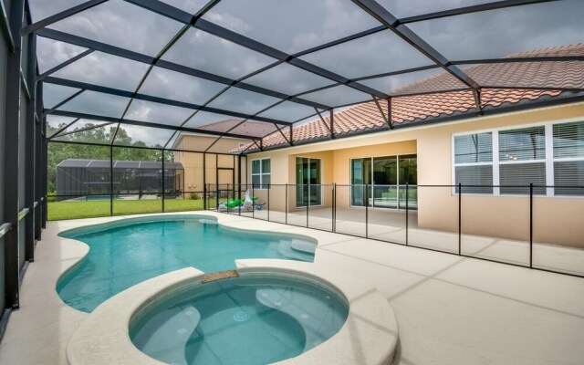 Solterra - 6136 Broad Oak Drive