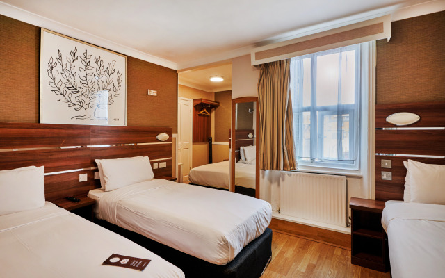 Huttons Hotel, Victoria London