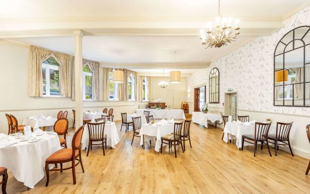 Best Western Limpley Stoke Hotel