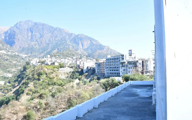 Hotel Tridev