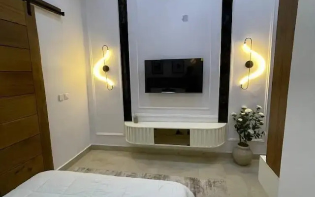 Spacious 2-bedroom apartment