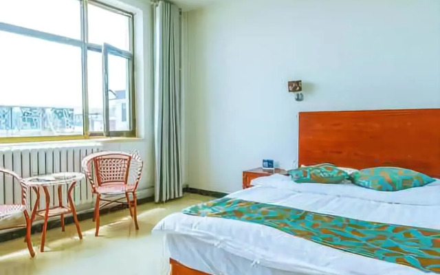 Yijie Holiday Chain Hotel