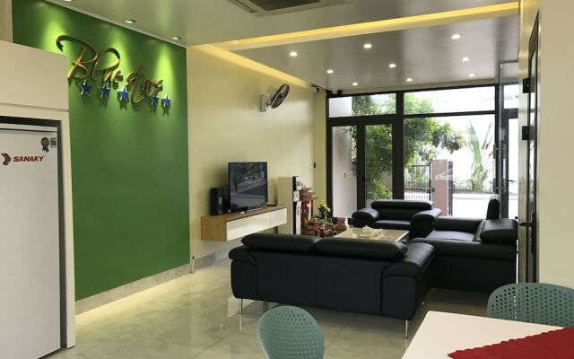 Blue Star Hotel