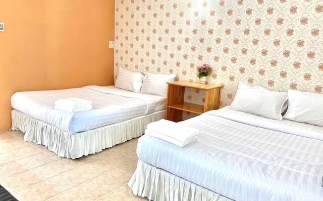 Marshal Resort