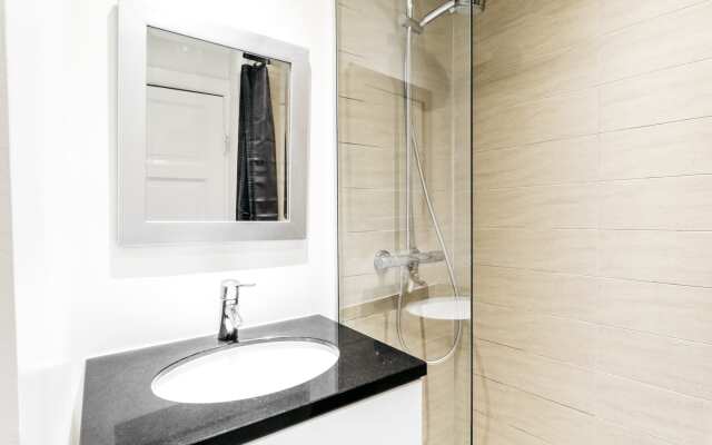 ★180SQM Luxury Apt. City center - 50M to metro! ★