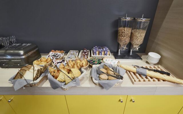 Kyriad Prestige Pau - Zenith - Palais Des Sports