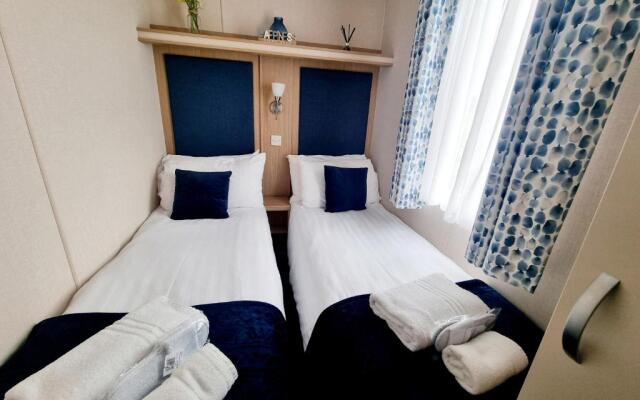 Fantastic 3 Bed Lodge Near Morpeth - Deer View