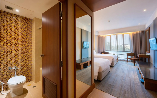 Grand Richmond Stylish Convention Hotel