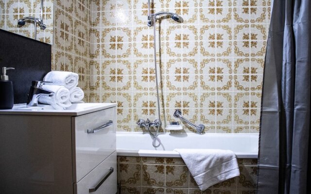 Floral.tile