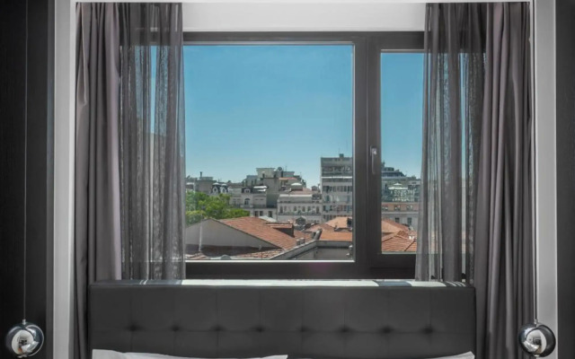 No 15 Ermou Hotel