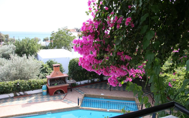 Hotel Mary