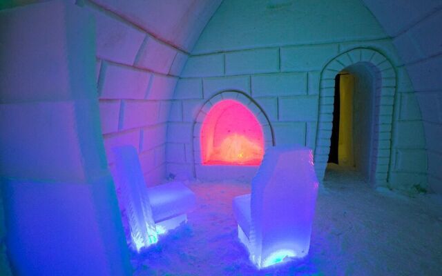 Arctic SnowHotel & Glass Igloos