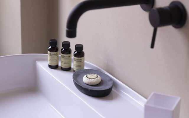 ROMAC - Condotti with terrace