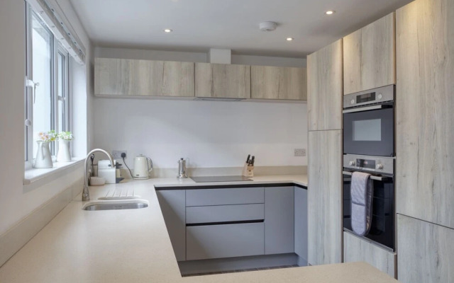 Fantastic sea Views in Falmouth, new 4BD Townhouse