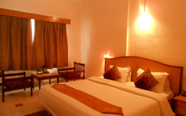 Hotel Siddharth – Guest Rooms – Varanasi