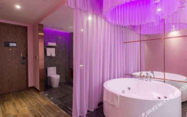 Ruijun Hotel