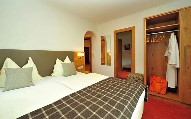 Hotel-Gasthof Strasswirt