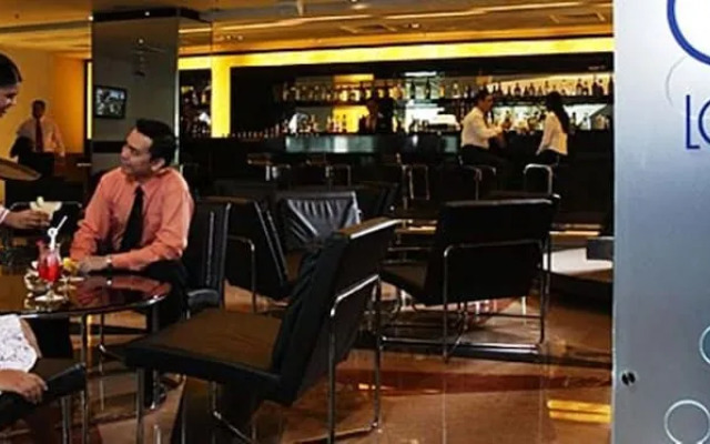 Platinum Suites AT Swiss Garden