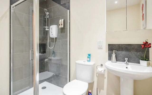 MPL Apartments - Queens Broadway F4