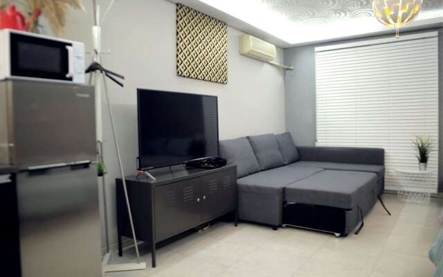 Hongdae PR. Modern Studio.