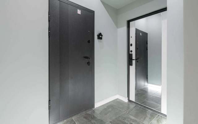 Метры в центре на улице Лахтинская 9