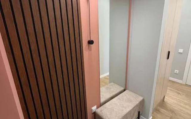 Апартаменты Эль Апарт на ул. Ларина  д. 45, стр. 7