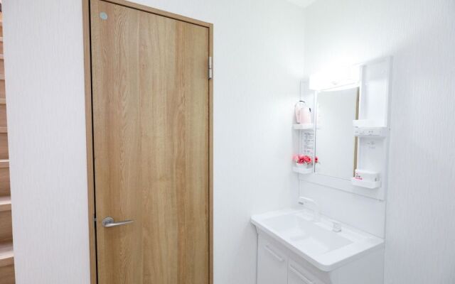 Osaka Umeda Station East H1